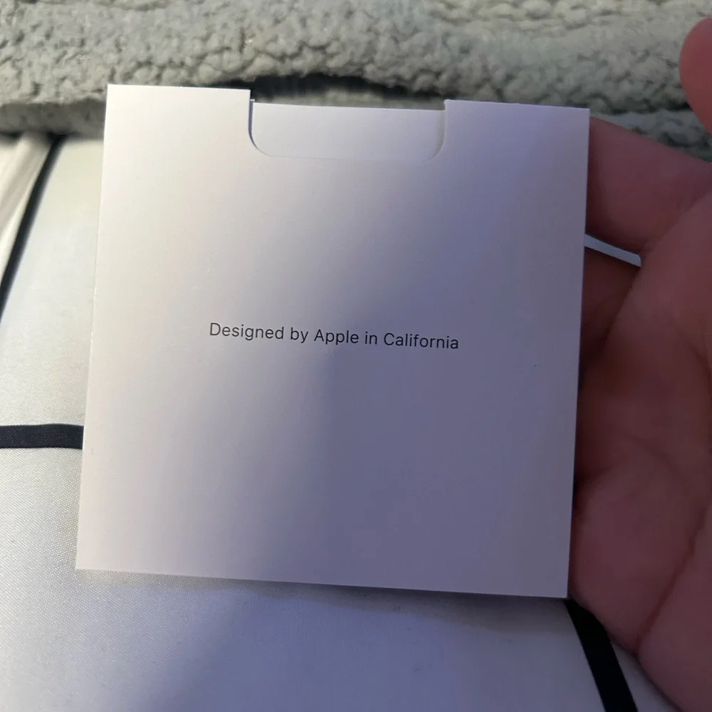Apple White Wireless Earbuds